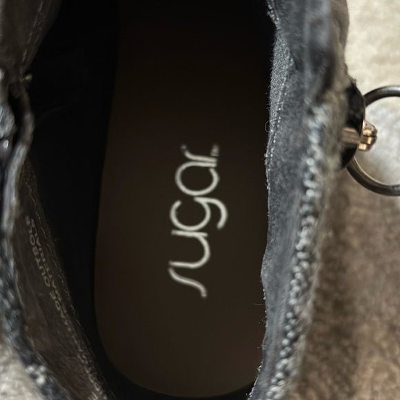 Sugar grey suede feel fabric booties 8 1/2 8.5 zip up inside faux zip outside - Picture 7 of 7